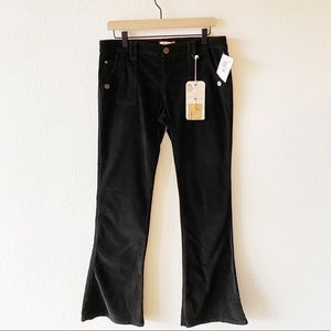 NWT Sanctuary Clothing Rioj Corduroy Flare Jean 29